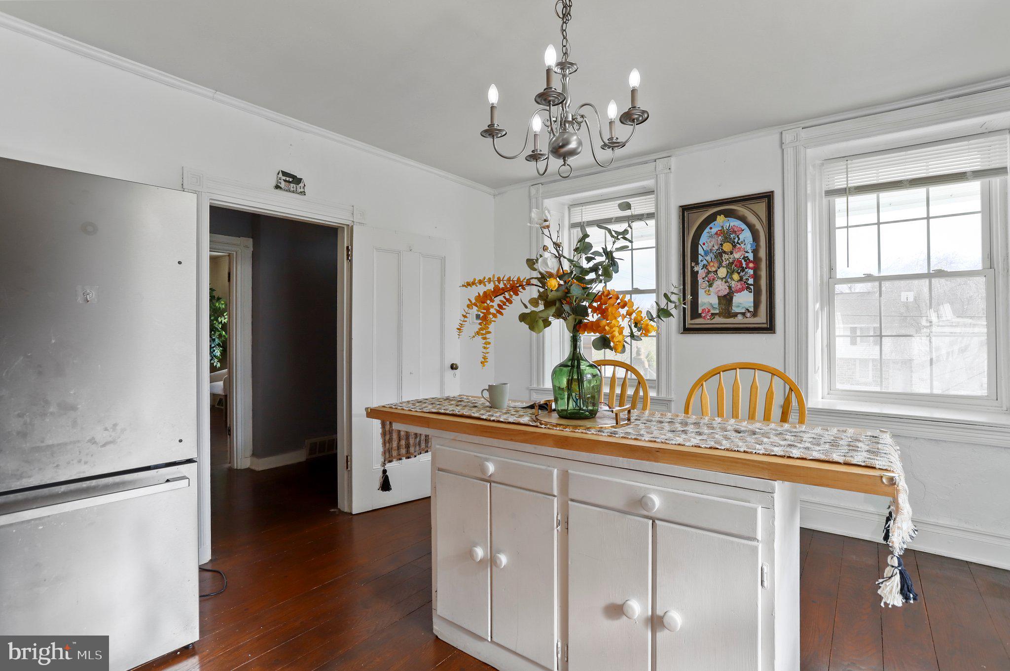 950 Taxville Road York, PA 17404 - Photo 18 of 58 Dining Space/ Eat-in Kitchen
