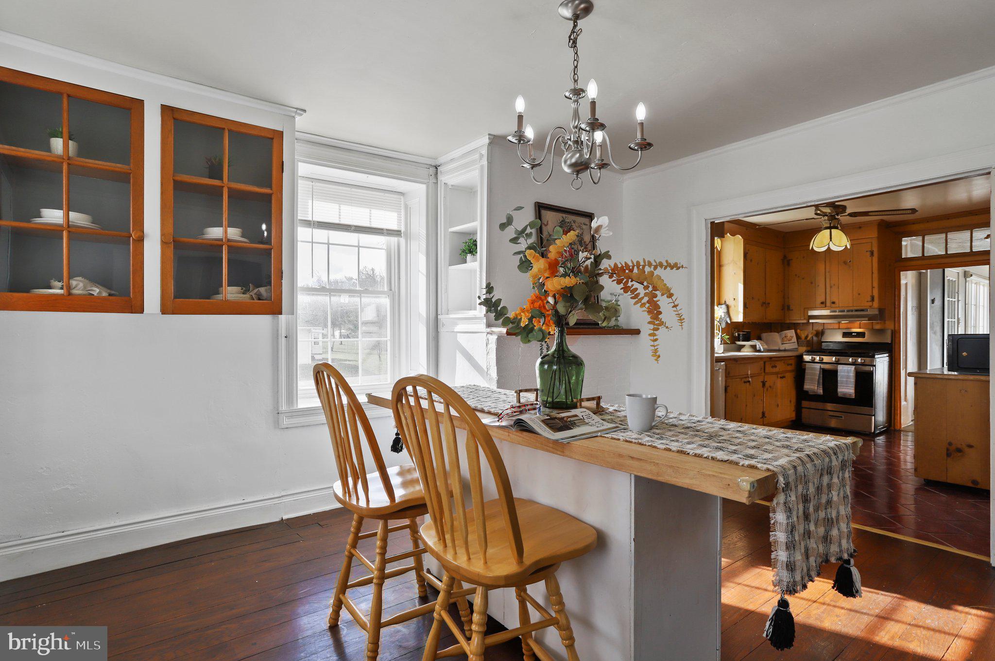 950 Taxville Road York, PA 17404 - Photo 20 of 58 Dining Space/ Eat-in Kitchen