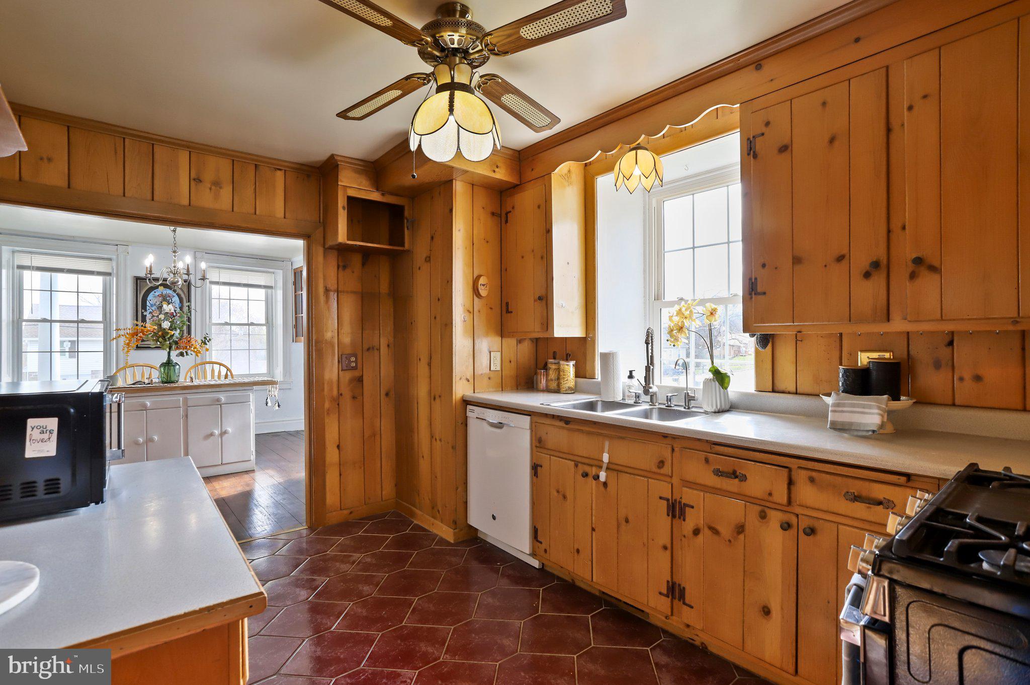 950 Taxville Road York, PA 17404 - Photo 23 of 58 Kitchen