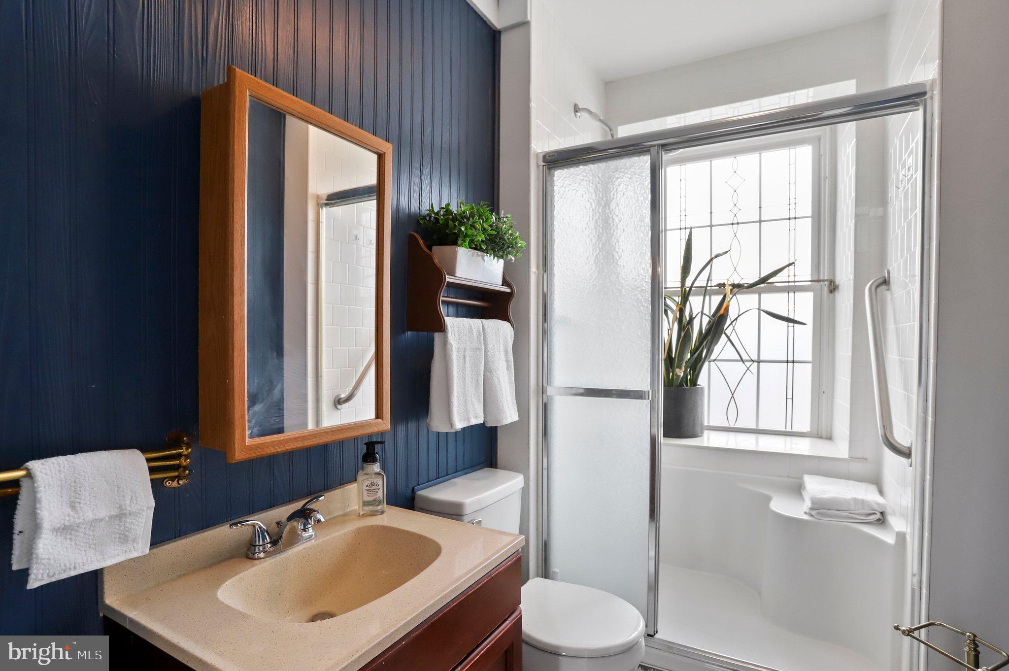 950 Taxville Road York, PA 17404 - Photo 39 of 58 Upstairs Bathroom