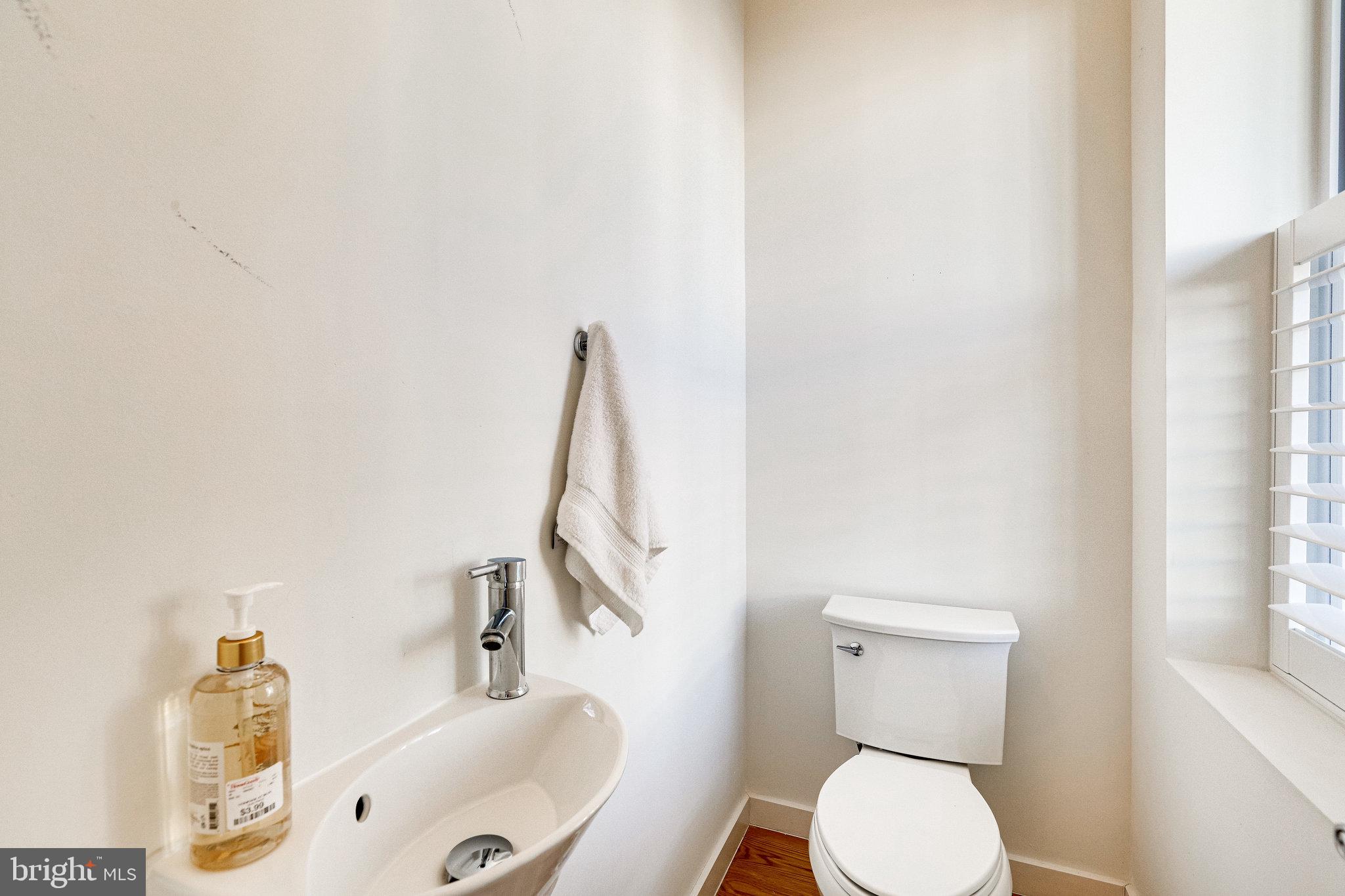 59 Randolph Place Northwest, Unit 1 Washington, DC 20001 - Photo 15 of 28