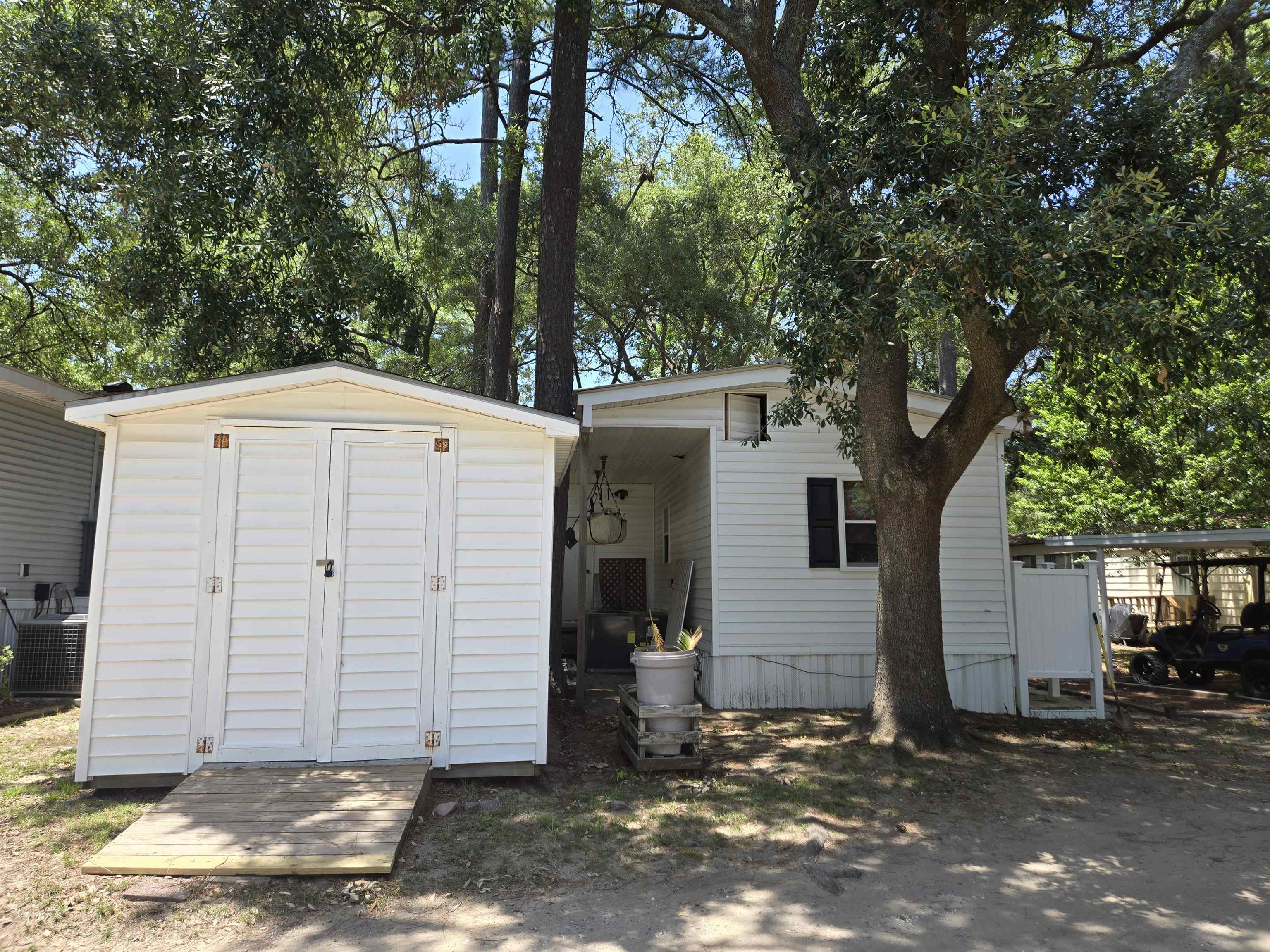 507 Clubhouse Road Murrells Inlet, SC 29576 - Photo 4 of 29