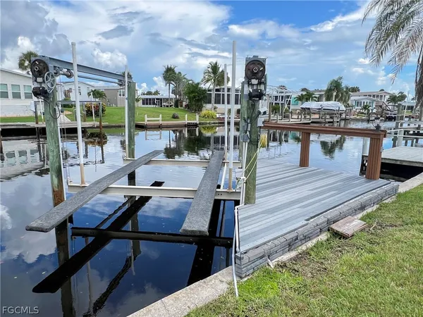 $135,000 | 17551 Stevens Boulevard, Fort Myers Beach, FL 33931