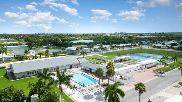 $135,000 | 17551 Stevens Boulevard, Fort Myers Beach, FL 33931