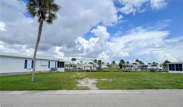 $135,000 | 17551 Stevens Boulevard, Fort Myers Beach, FL 33931