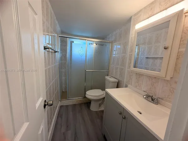 $1,800 | 20111 Northeast 27th Court, Unit K102, Aventura, FL 33180