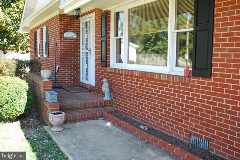 200 Wister Road Colonial Beach, VA 22443 - Photo 6 of 14 Exterior #3