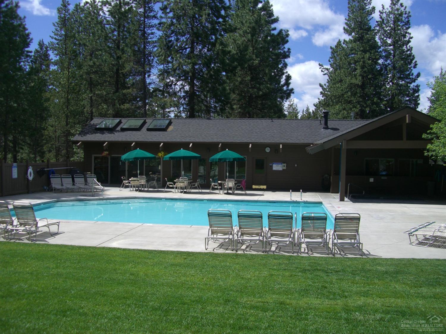57377 Beaver Ridge Loop, Unit 29B Sunriver, OR 97707 - Photo 21 of 23 Gallery Image 21