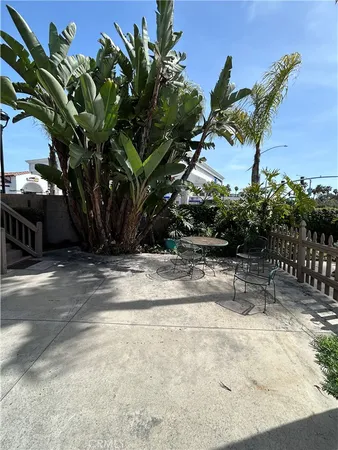 $1,850 | 34302 Pacific Coast Highway, Unit 4, Dana Point, CA 92629