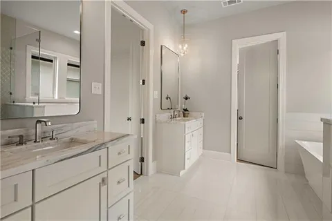 $595,000 | 5044 Twin River Place, Covington, LA 70433