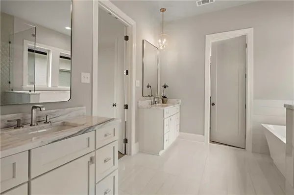 $595,000 | 5044 Twin River Place, Covington, LA 70433