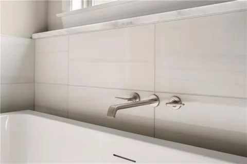 $595,000 | 5044 Twin River Place, Covington, LA 70433