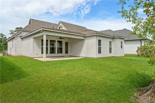 $609,000 | 5044 Twin River Place, Covington, LA 70433