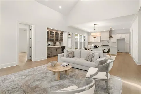 $595,000 | 5044 Twin River Place, Covington, LA 70433