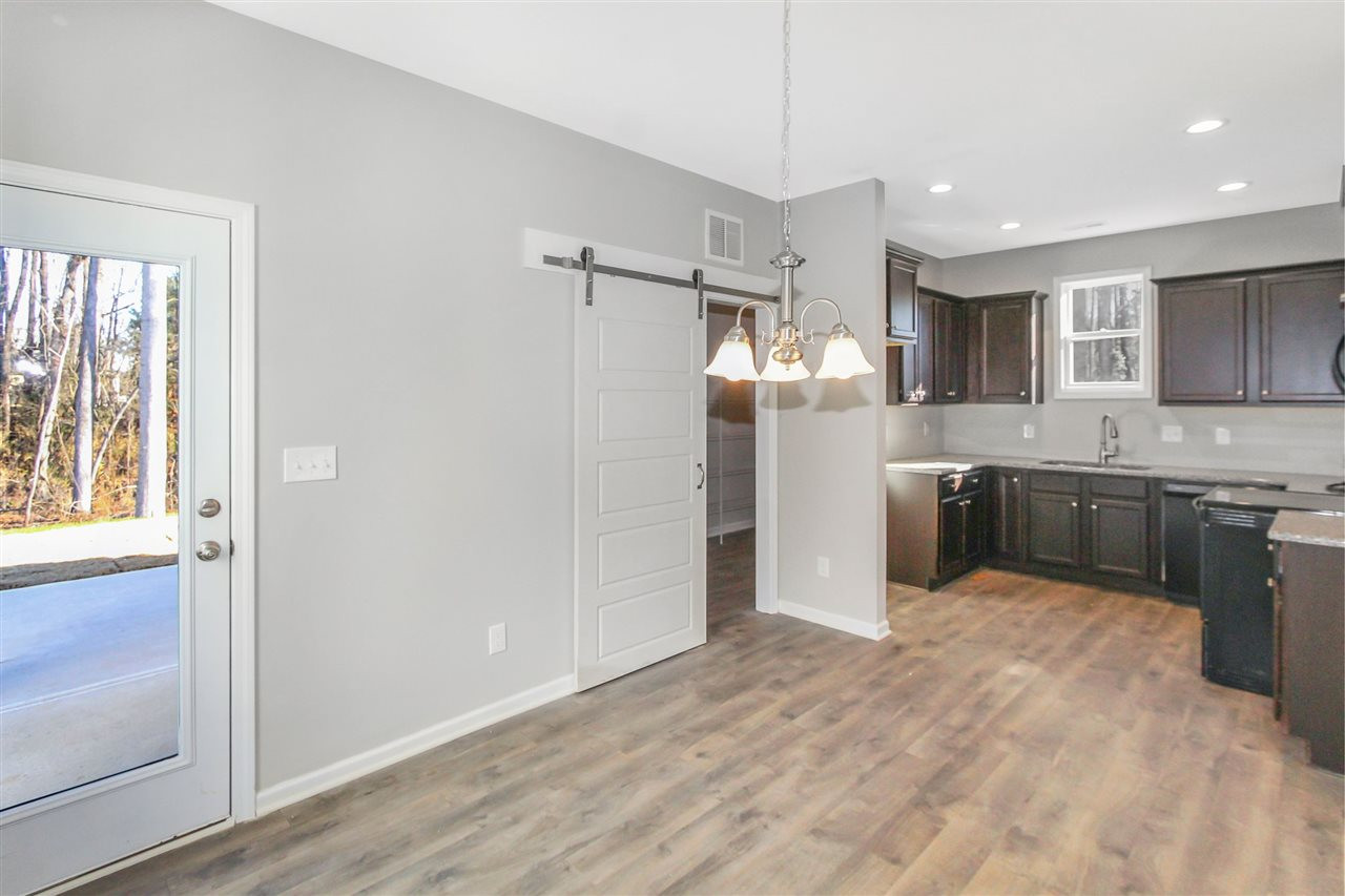 150 Yellow Jacket Ridge Clayton, NC 27520 - Photo 6 of 29 Dining Area/Kitchen