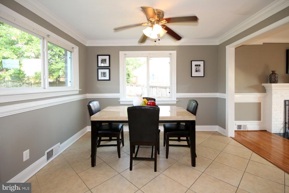 6002 Frederick Street Springfield, VA 22150 - Photo 6 of 27 Dining Room