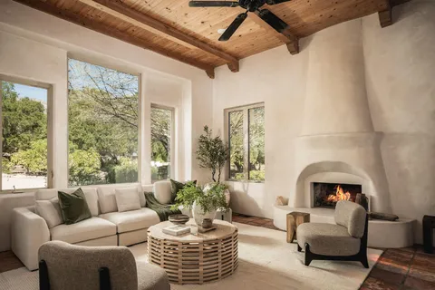 $3,325,000 | 3450 Thacher Road, Ojai, CA 93023