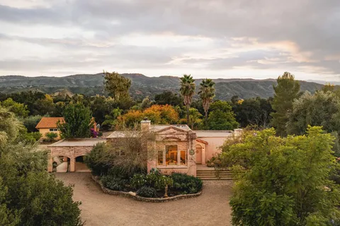 $3,325,000 | 3450 Thacher Road, Ojai, CA 93023