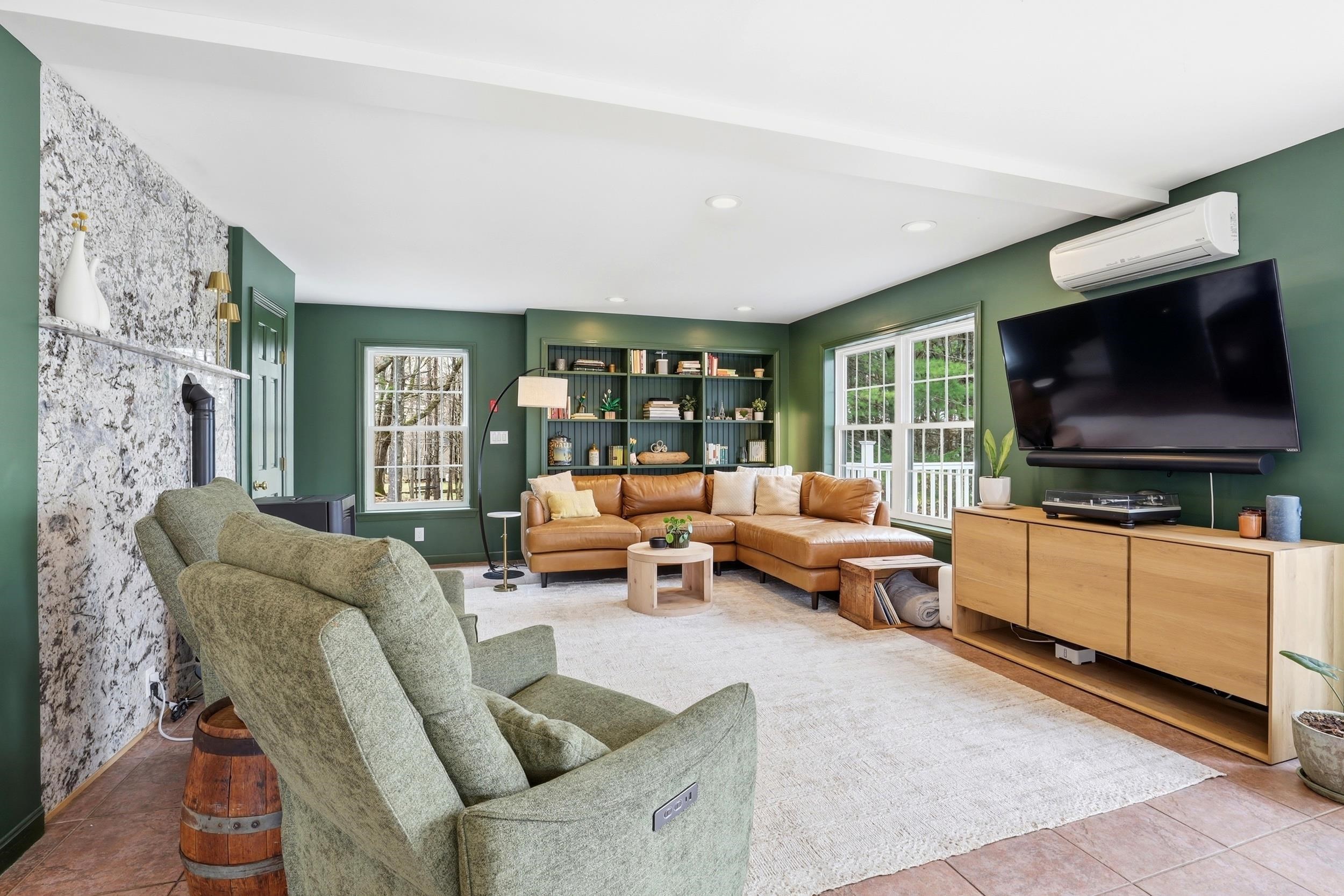 4 Overlook Road Northwood, NH 03261 - Photo 7 of 60