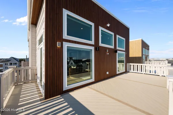 $2,950,000 | 608 South Topsail Drive, Surf City, NC 28445