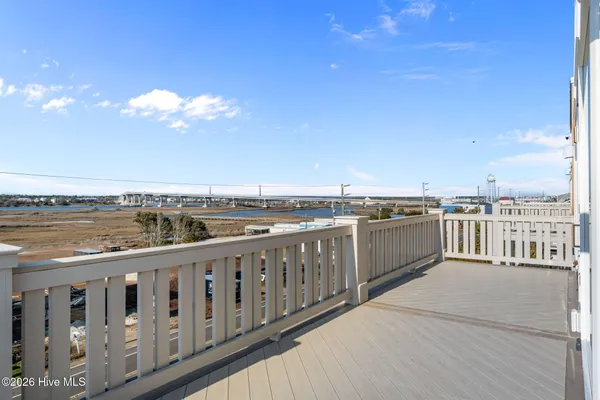 $2,950,000 | 608 South Topsail Drive, Surf City, NC 28445