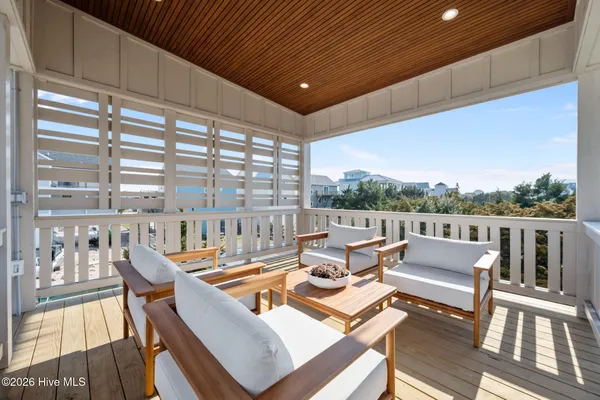 $2,950,000 | 608 South Topsail Drive, Surf City, NC 28445