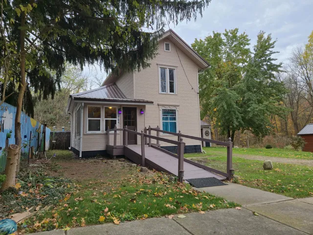 $245,500 | 13764 W Avenue East, Vicksburg, MI 49097