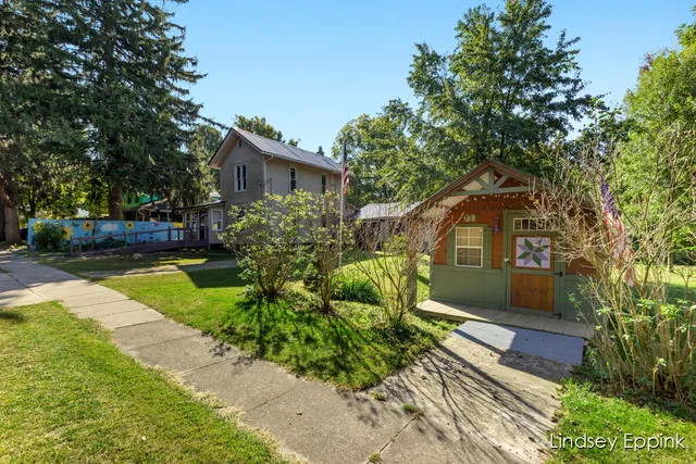 $245,500 | 13764 W Avenue East, Vicksburg, MI 49097