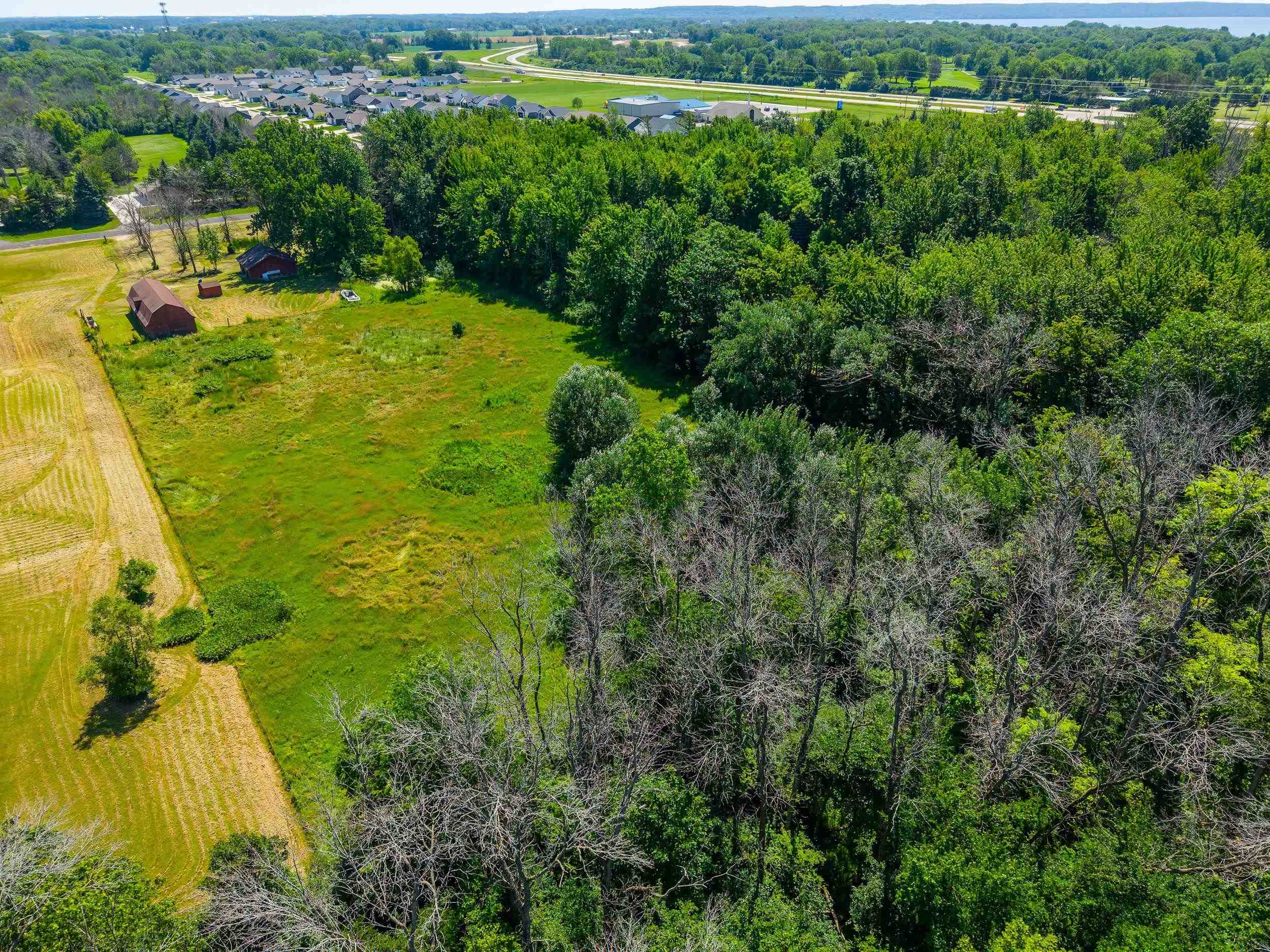 N8801 South Coop Road Menasha, WI 54952 - Photo 12 of 21
