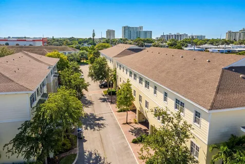 $499,000 | 261 Southwest 6th Place, Pompano Beach, FL 33060