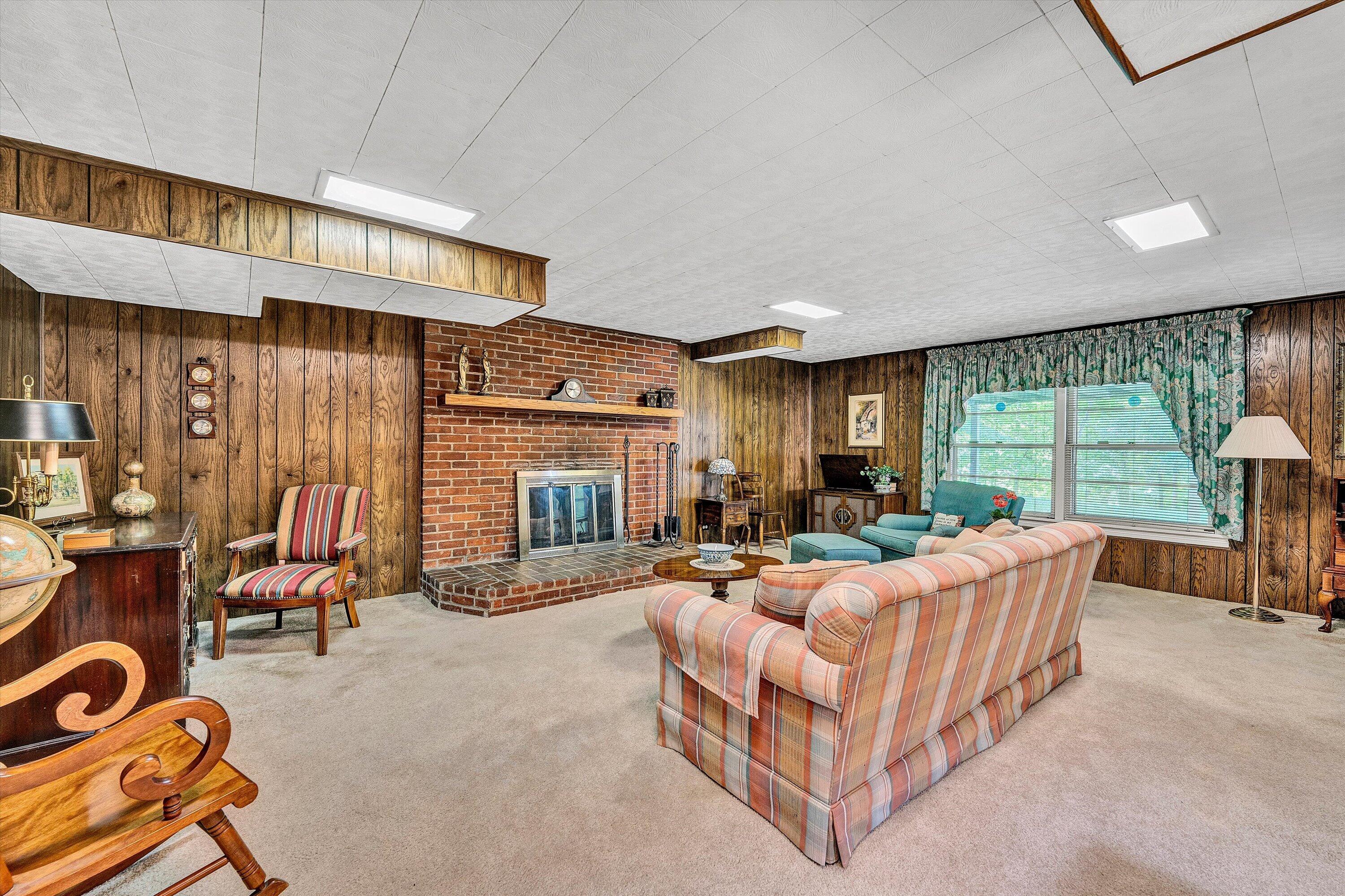 1307 Valley View Road Martinsville, VA 24112 - Photo 34 of 45 34-SGP-49