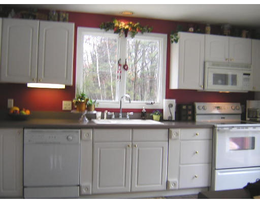 91 Albright Road Sterling, MA 01564 - Photo 9 of 9 Gallery Image 9