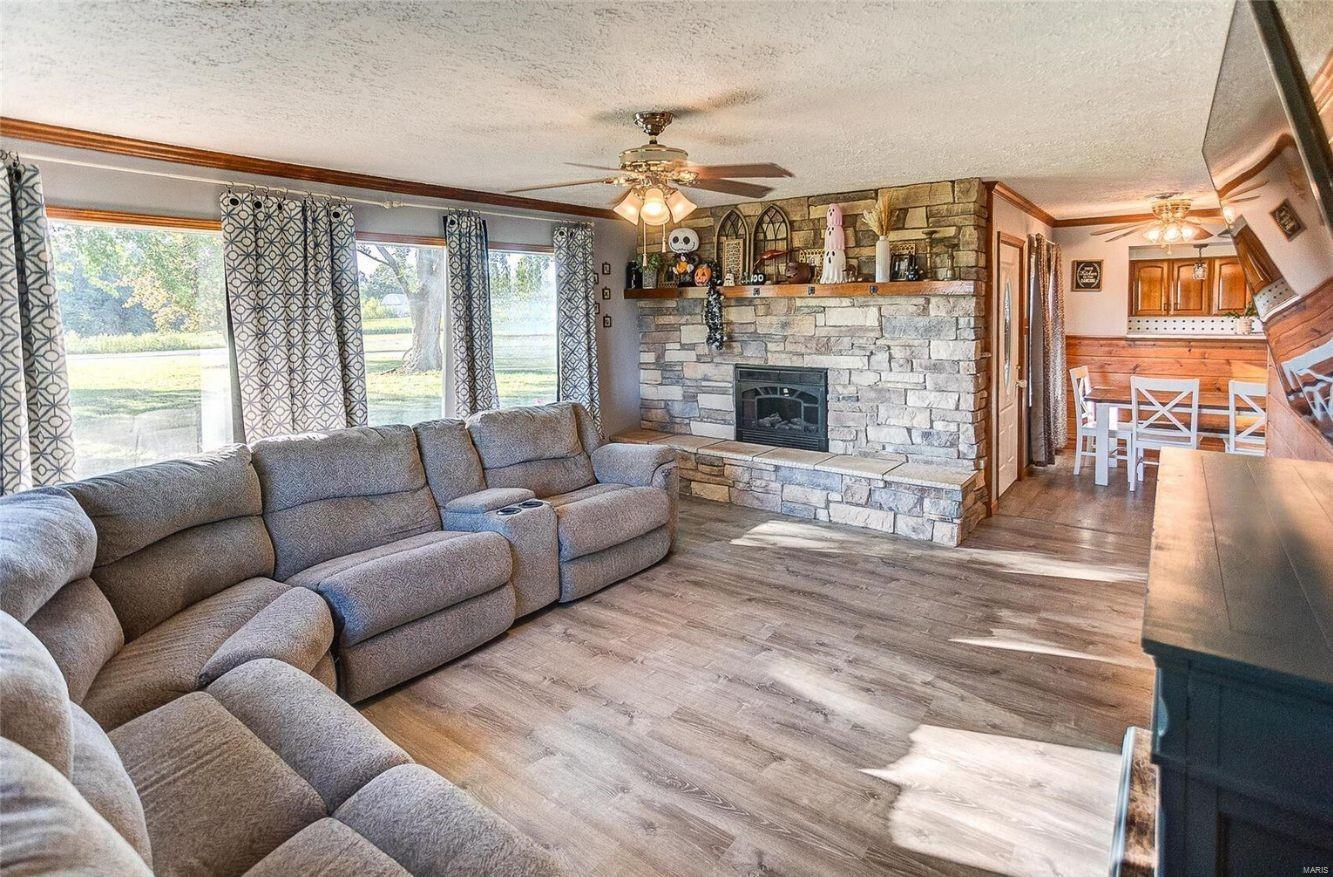 796 Shawnee Road Pocahontas, IL 62275 - Photo 5 of 34 Gallery Image 5