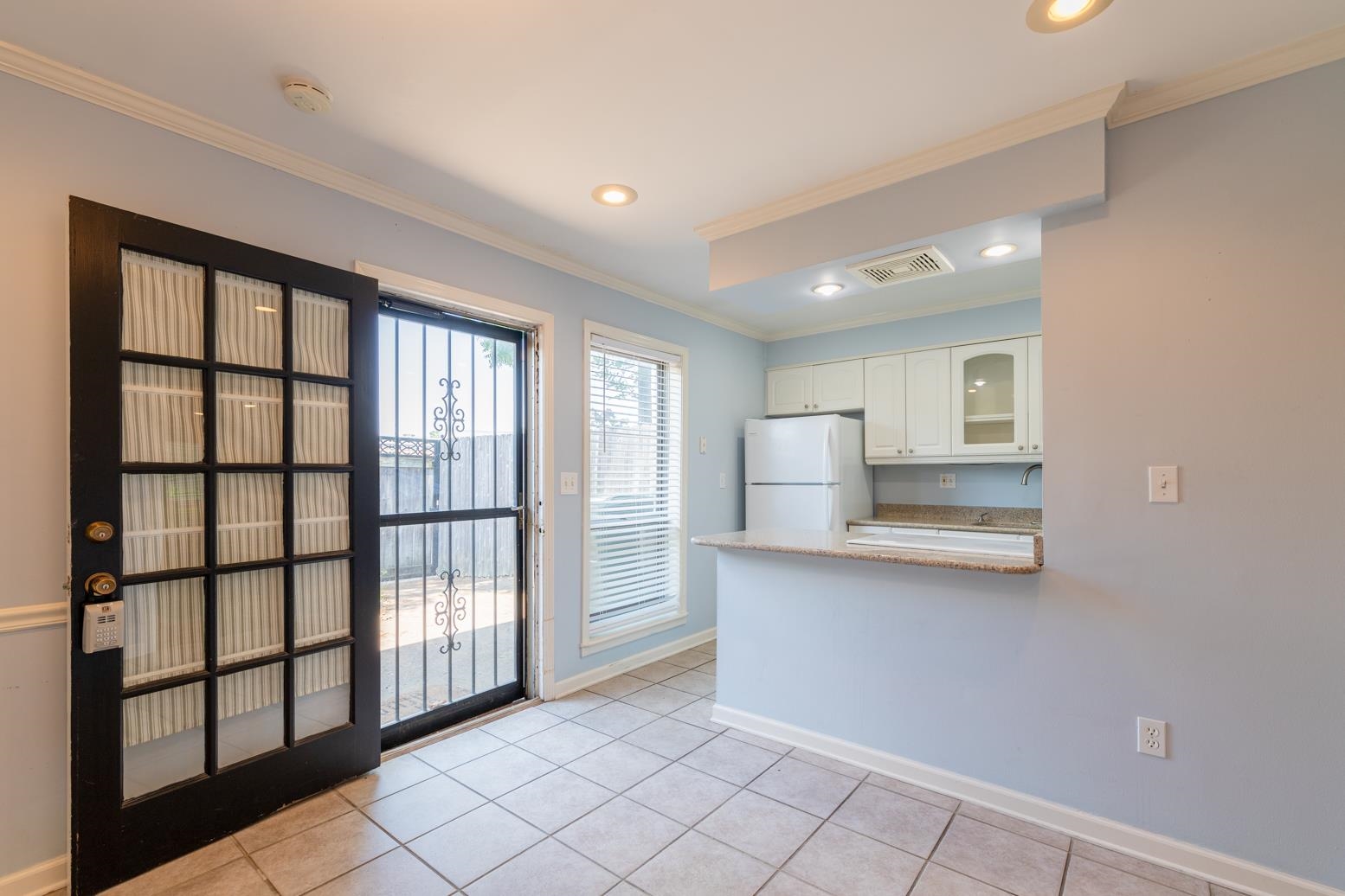 979 June Road Memphis, TN 38119 - Photo 5 of 21 Gallery Image 5