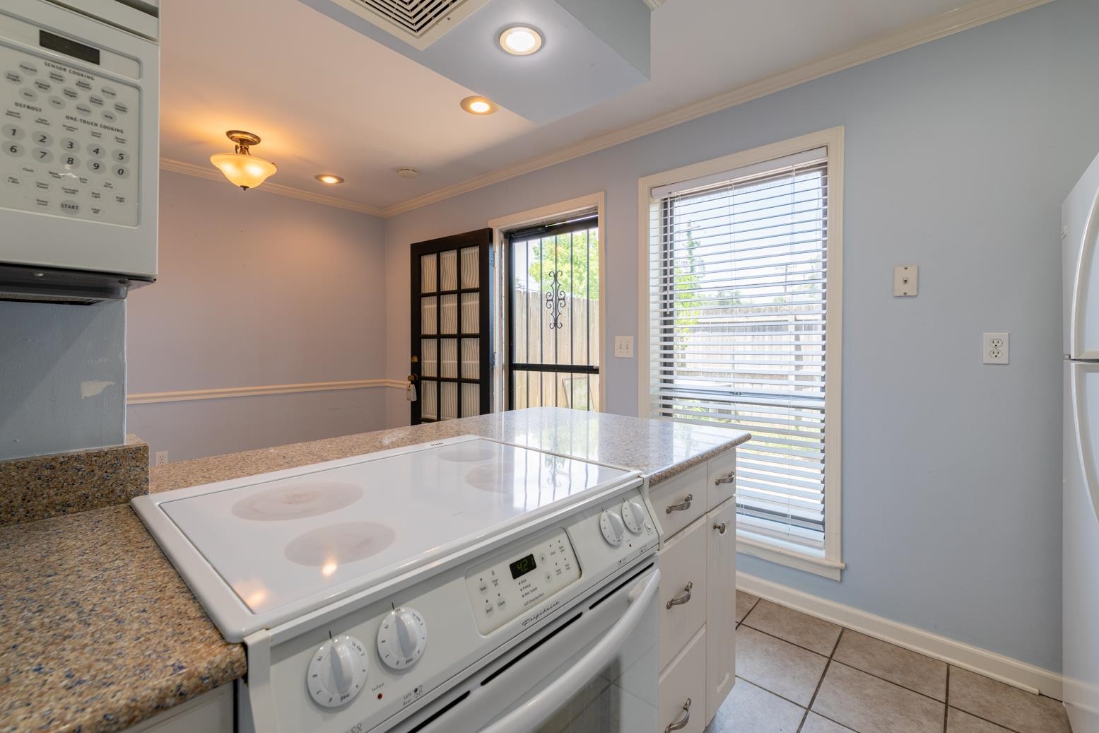 979 June Road Memphis, TN 38119 - Photo 7 of 21 Gallery Image 7