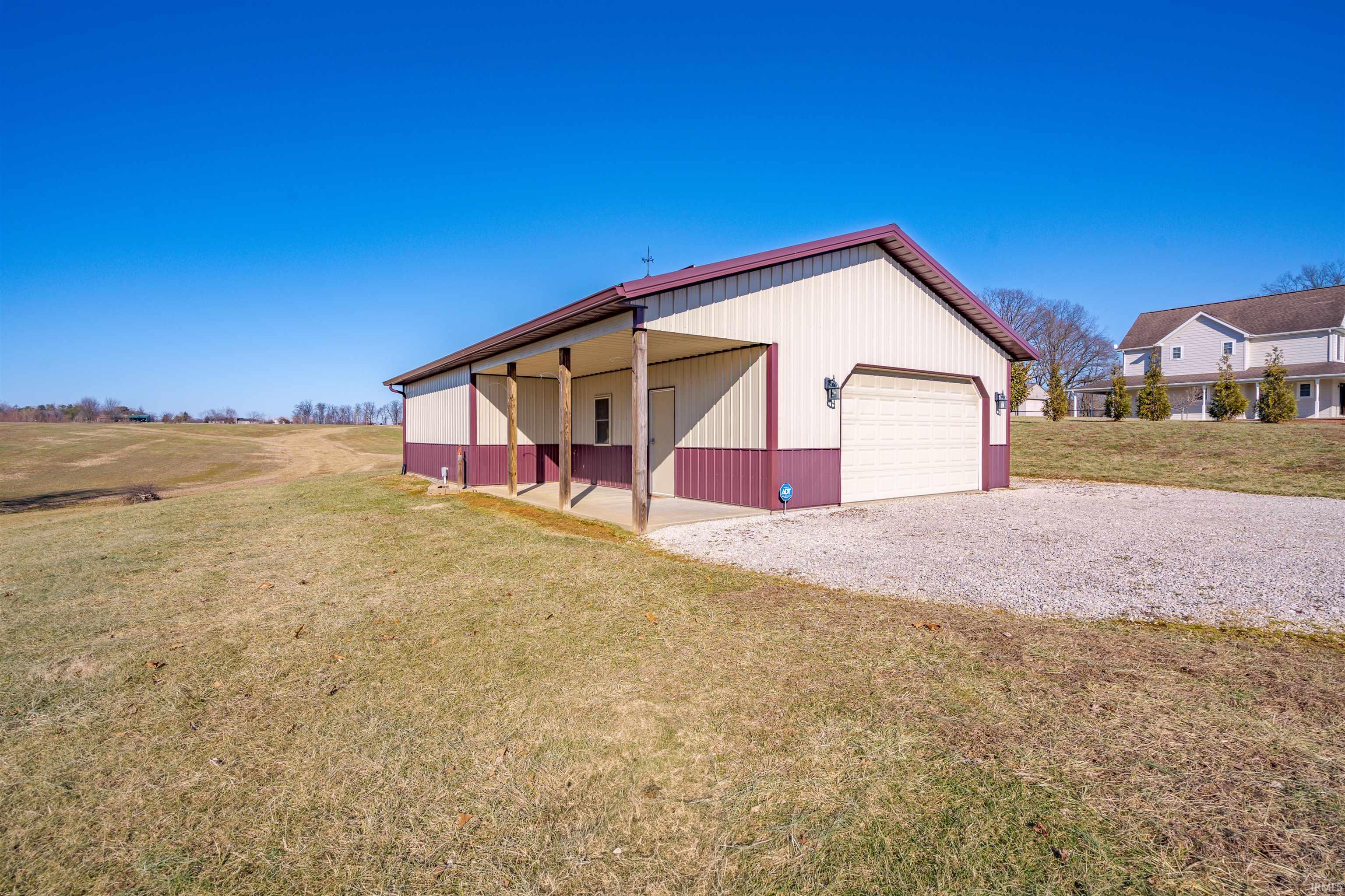 136 Red Barn Road Boonville, IN 47601 - Photo 35 of 36 Gallery Image 35