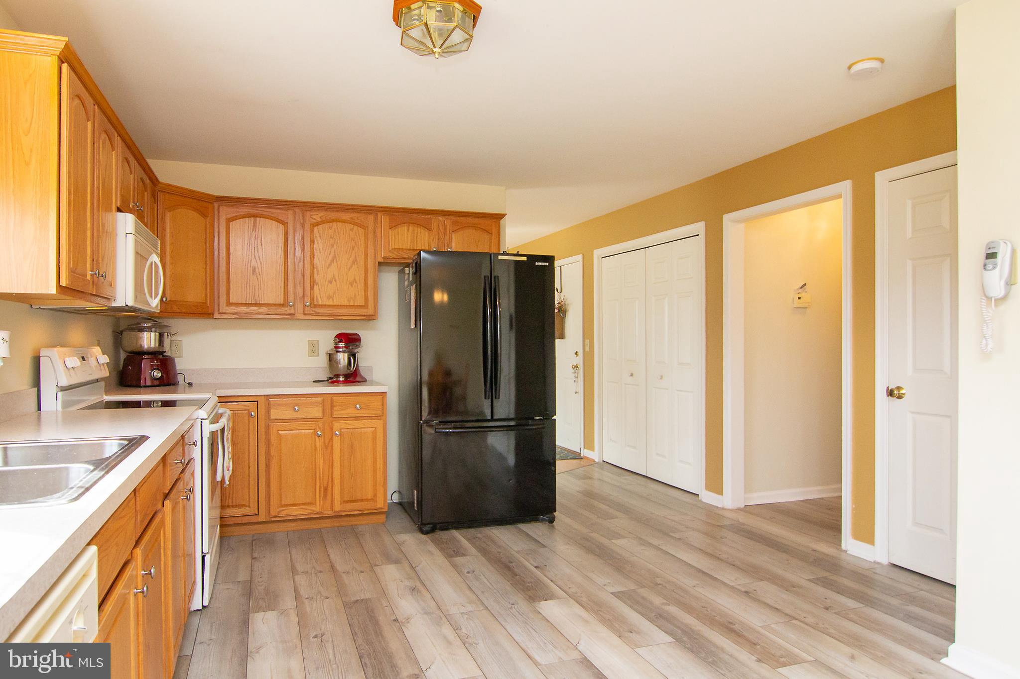 1105 Fox Run Terrace Hanover, PA 17331 - Photo 12 of 31 Kitchen