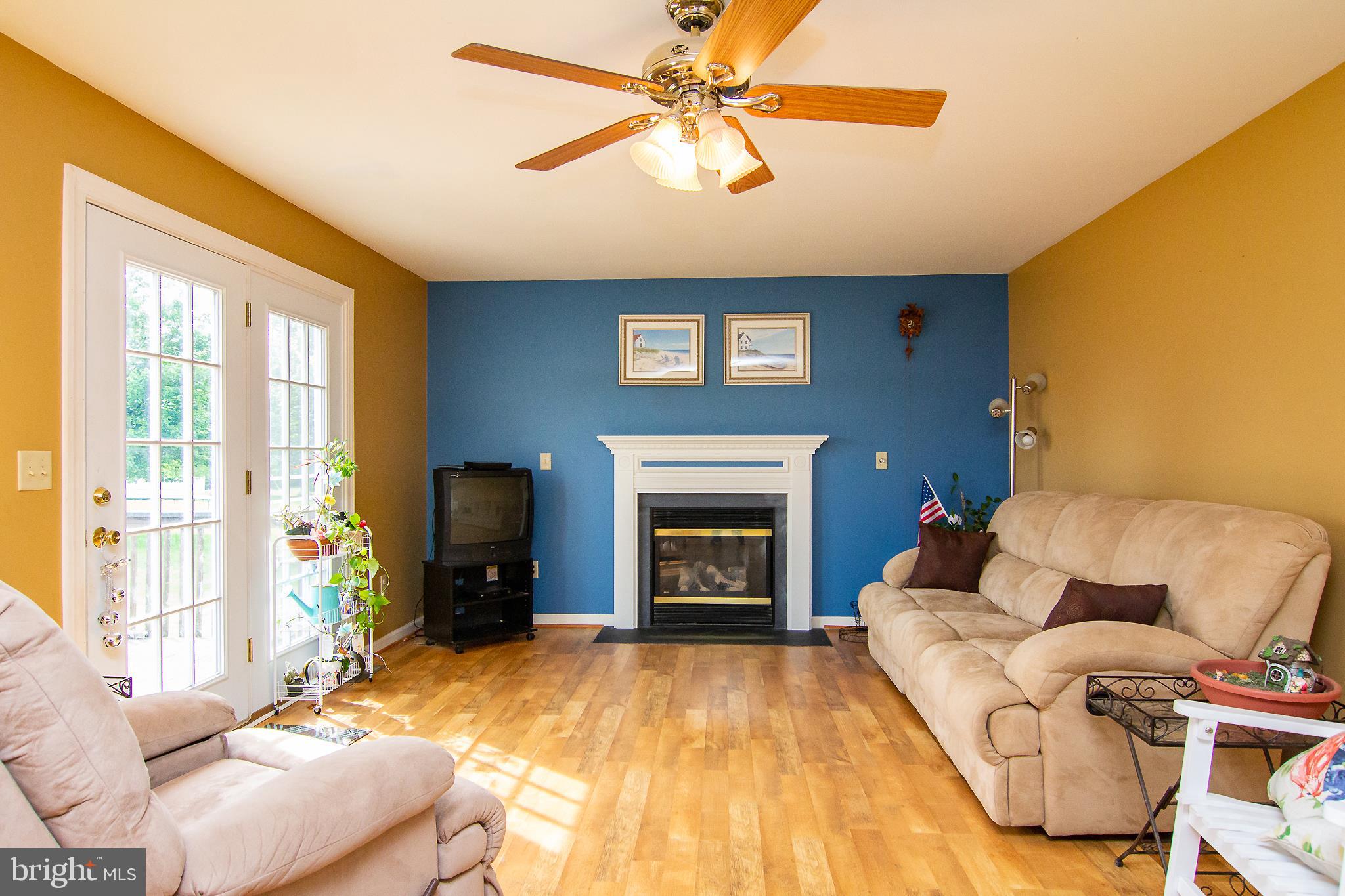 1105 Fox Run Terrace Hanover, PA 17331 - Photo 15 of 31 Family Room