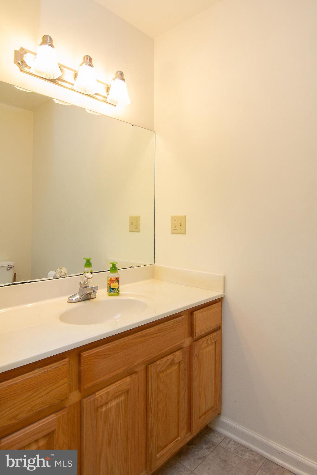 1105 Fox Run Terrace Hanover, PA 17331 - Photo 24 of 31 Master Bath