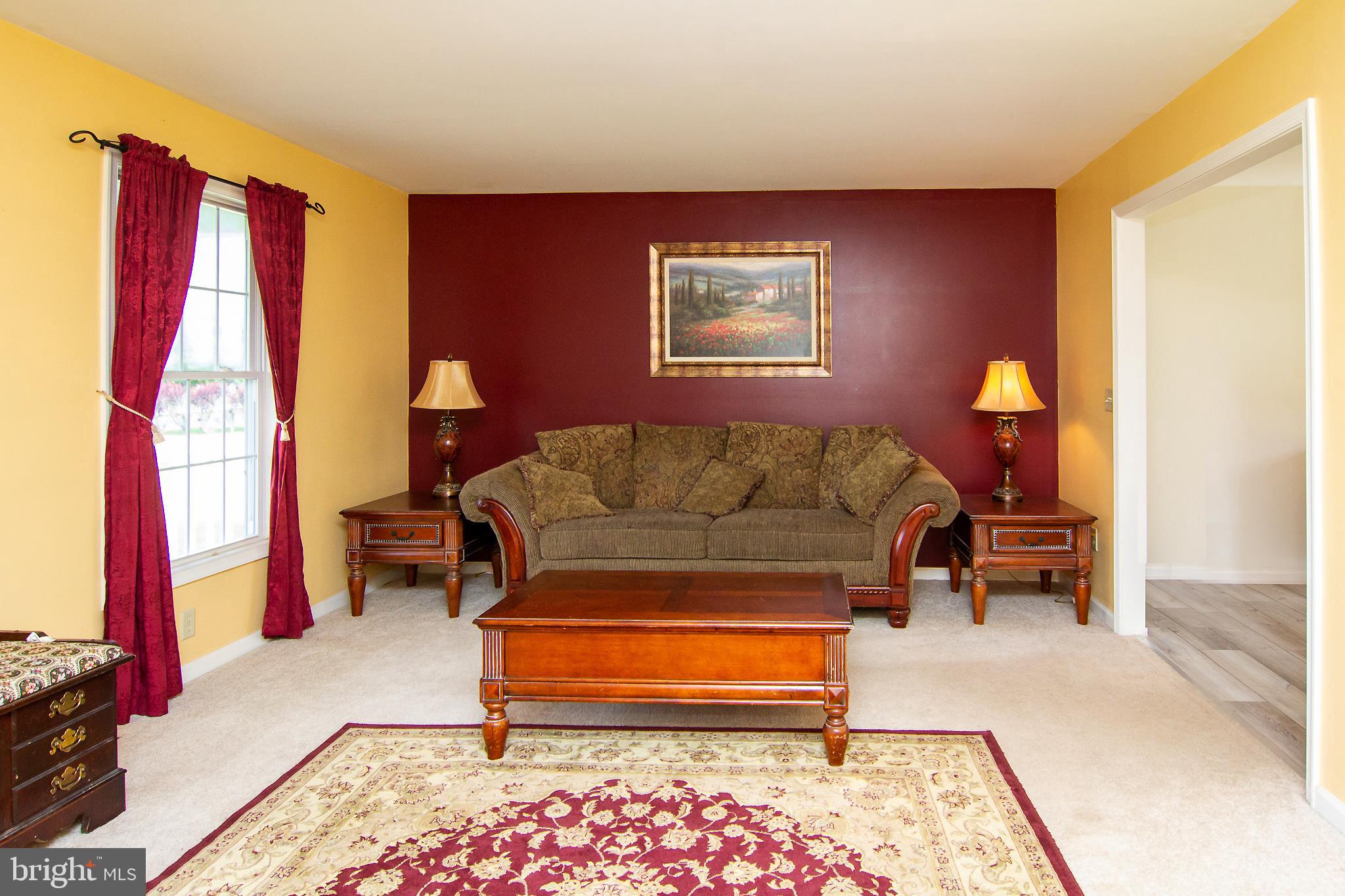 1105 Fox Run Terrace Hanover, PA 17331 - Photo 8 of 31 Living Room