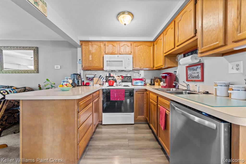 3100 Vincent Road North Street, MI 48049 - Photo 11 of 39