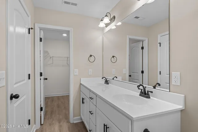 $1,800 | 56 Catalina Circle, Unit 56, Swansboro, NC 28584