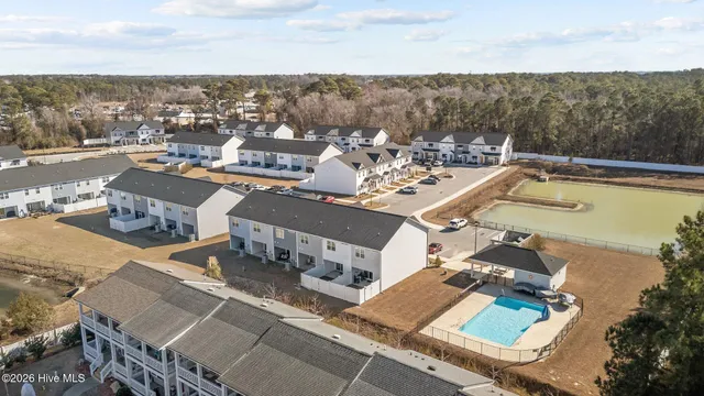 $1,800 | 56 Catalina Circle, Unit 56, Swansboro, NC 28584