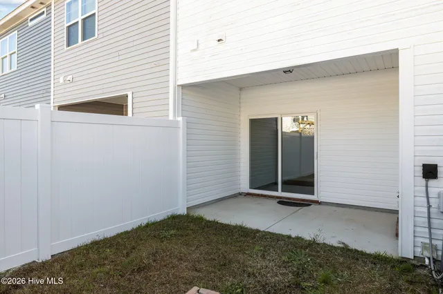 $1,800 | 56 Catalina Circle, Unit 56, Swansboro, NC 28584