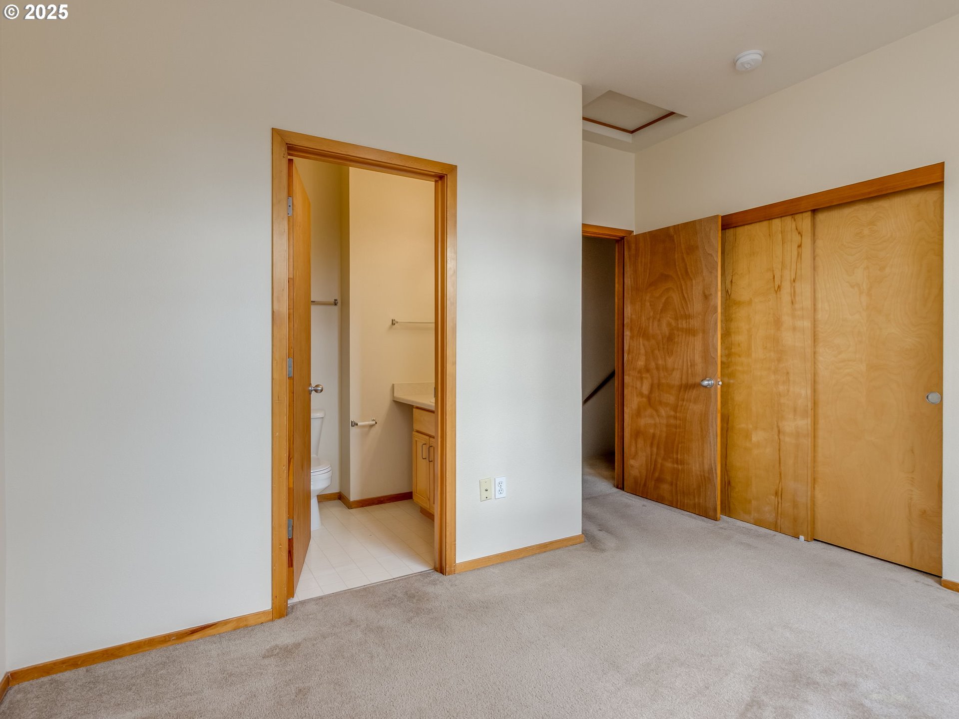 606 Southwest Dillan Drive Beaverton, OR 97006 - Photo 24 of 29 a view of an empty room with a window