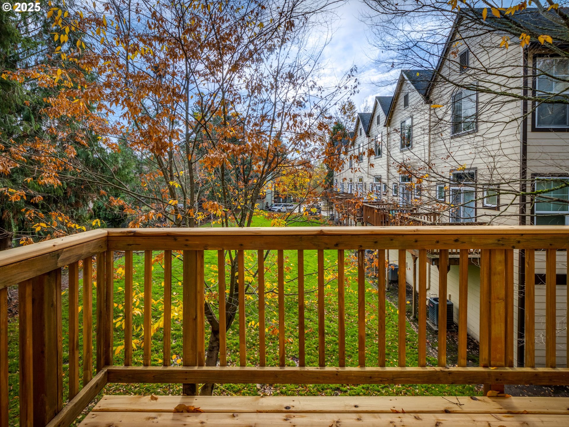 606 Southwest Dillan Drive Beaverton, OR 97006 - Photo 6 of 29 a view of a balcony