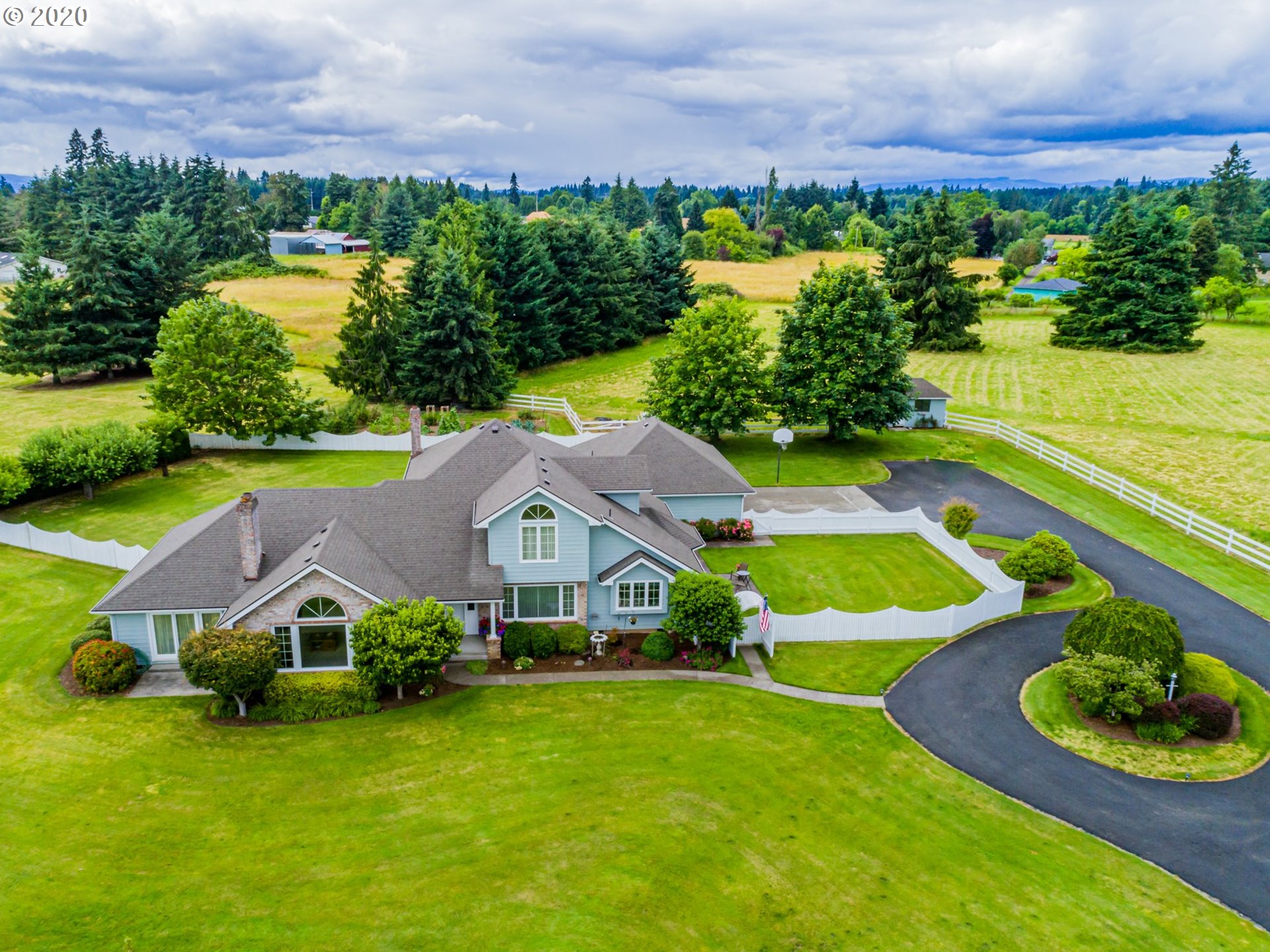 3618 Northwest 161st Way Ridgefield, WA 98642 - Photo 2 of 32 Gallery Image 2