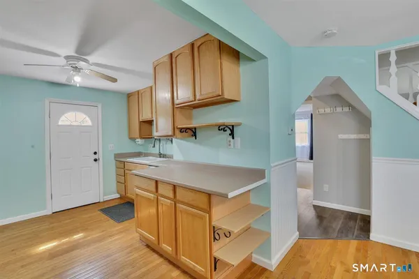 $259,900 | 20 Nassau Circle, East Hartford, CT 06118