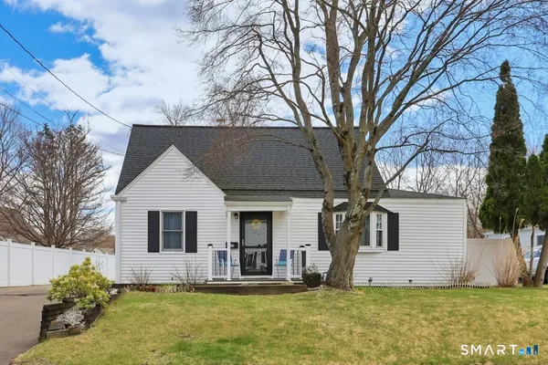 $259,900 | 20 Nassau Circle, East Hartford, CT 06118
