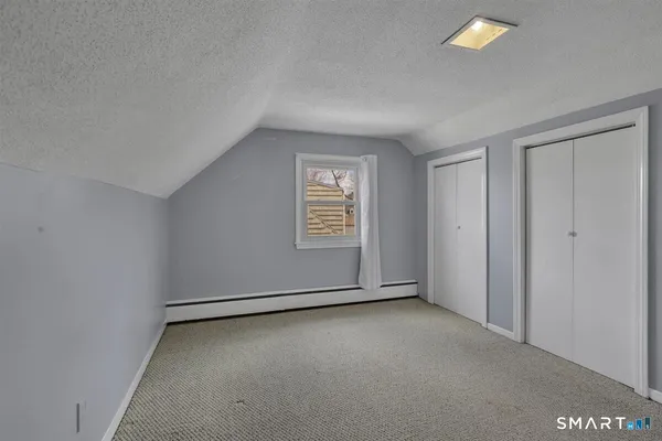$259,900 | 20 Nassau Circle, East Hartford, CT 06118
